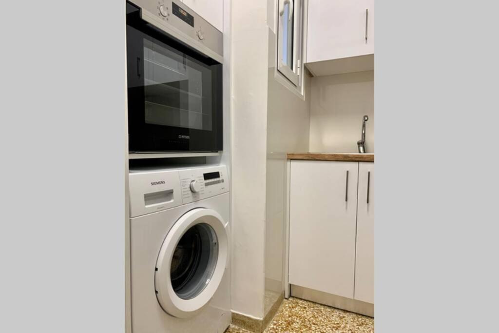 Kallimarmaro 2-Bedroom Apartment Афіни Екстер'єр фото