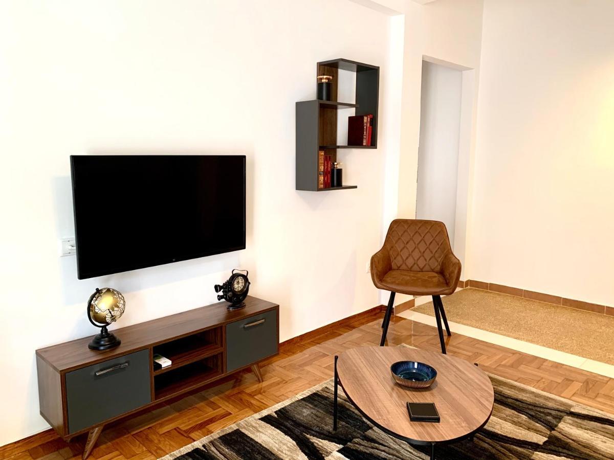 Kallimarmaro 2-Bedroom Apartment Афіни Екстер'єр фото