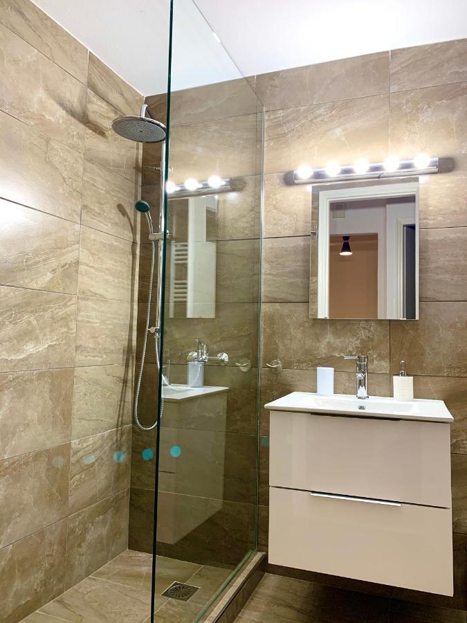 Kallimarmaro 2-Bedroom Apartment Афіни Екстер'єр фото